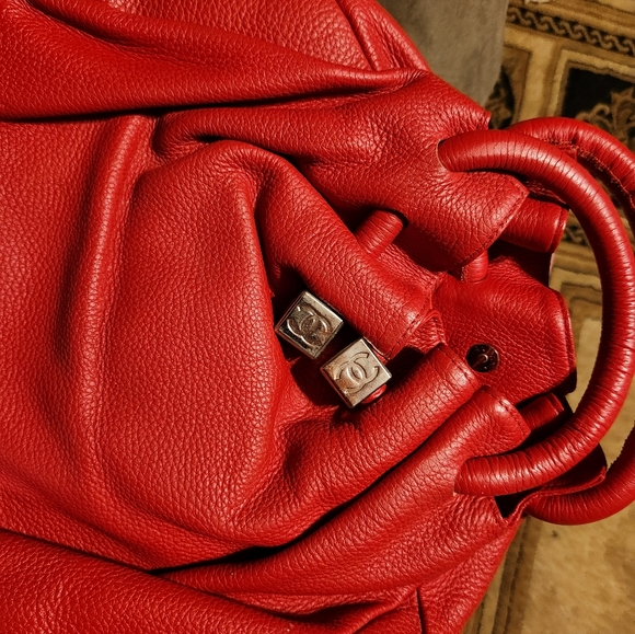 Chanel Timeless CC Bucket Bag - Picture 6 of 6